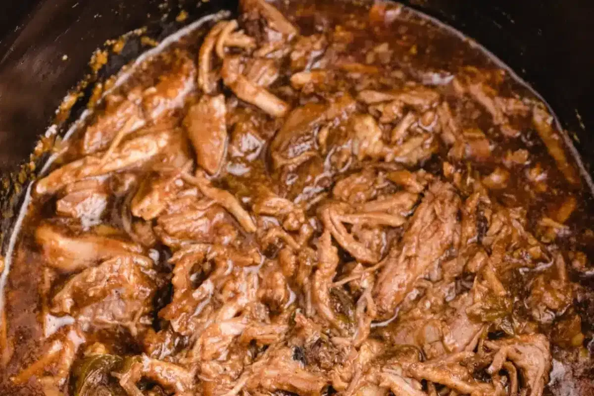 Slow-cooker pulled pork served as a low-carb meal